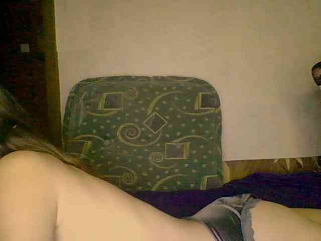 Lostcherry8 webcam