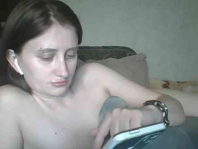 Lostcherry8 webcam