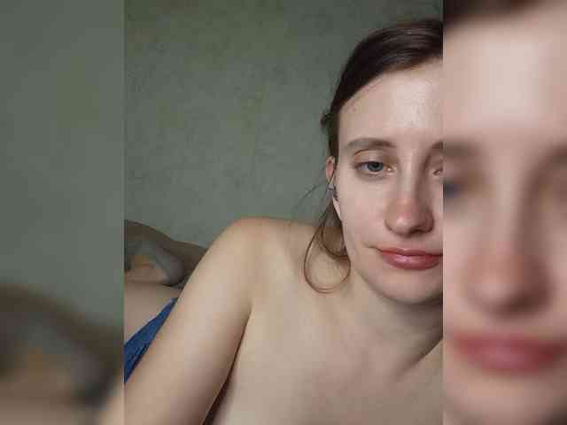 Lostcherry8 webcam