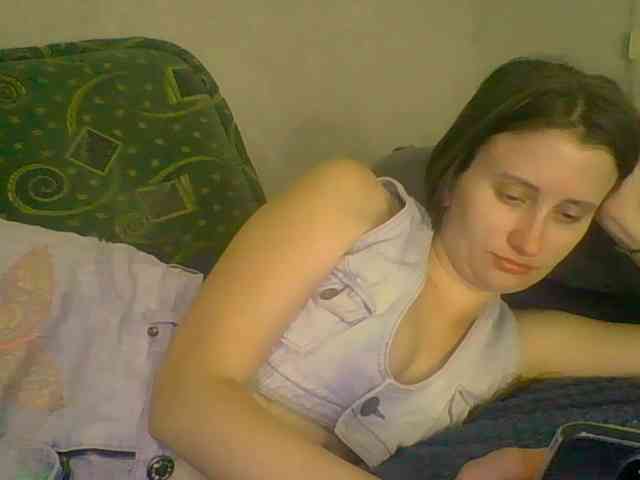 Lostcherry8 webcam
