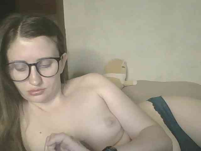 Lostcherry8 webcam