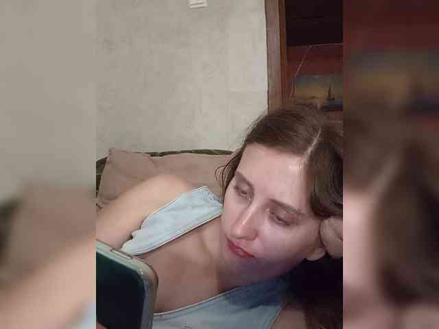 Lostcherry8 webcam