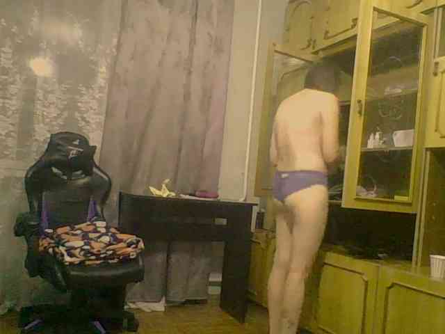 Lostcherry8 webcam