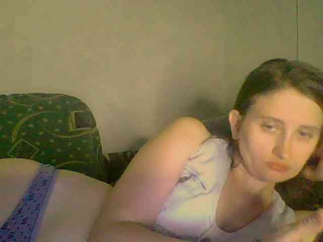 Lostcherry8 webcam