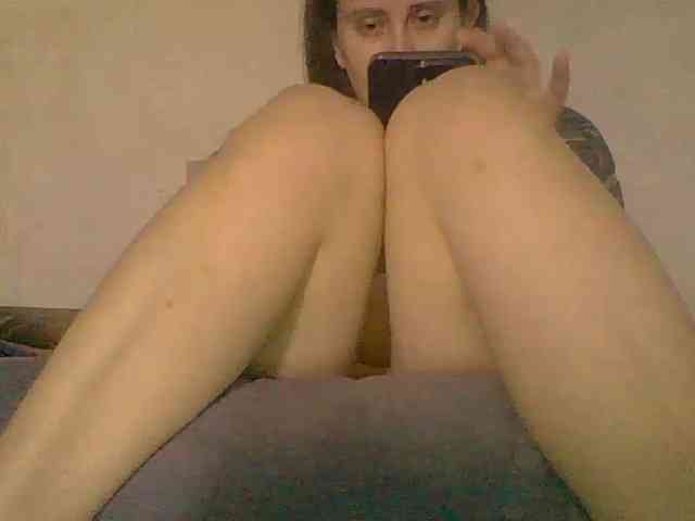Lostcherry8 webcam