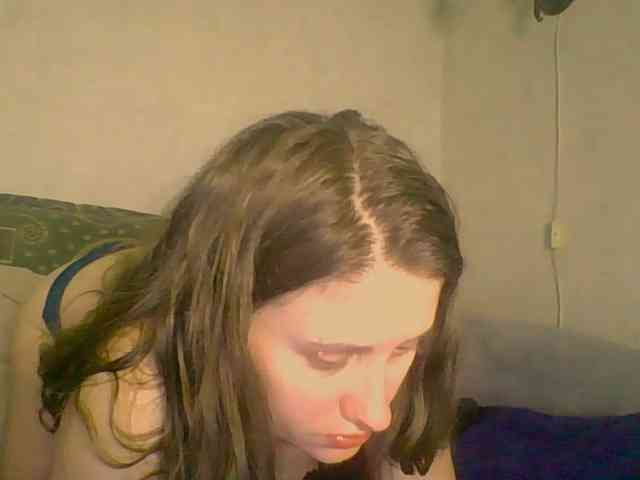 Lostcherry8 webcam