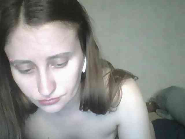 Lostcherry8 webcam