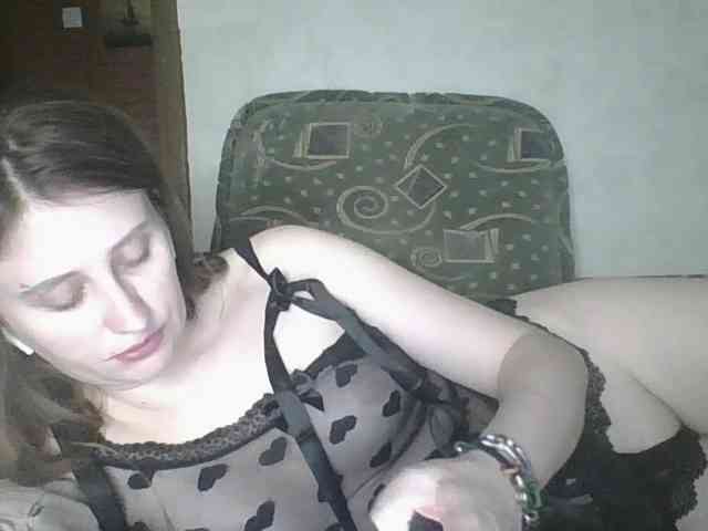 Lostcherry8 webcam