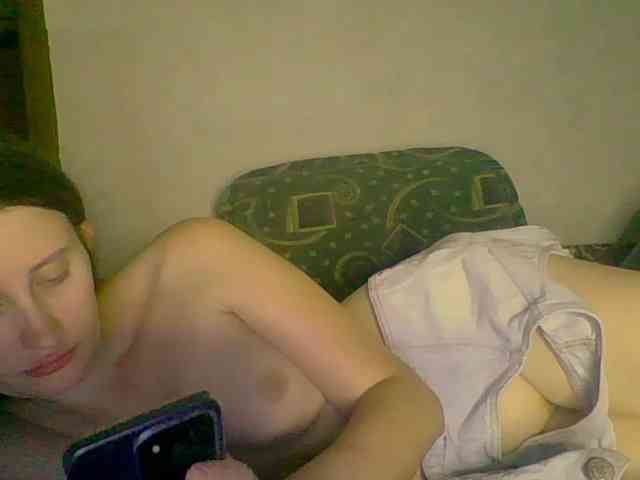 Lostcherry8 webcam