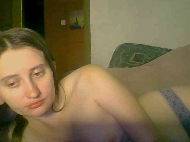 Lostcherry8 webcam