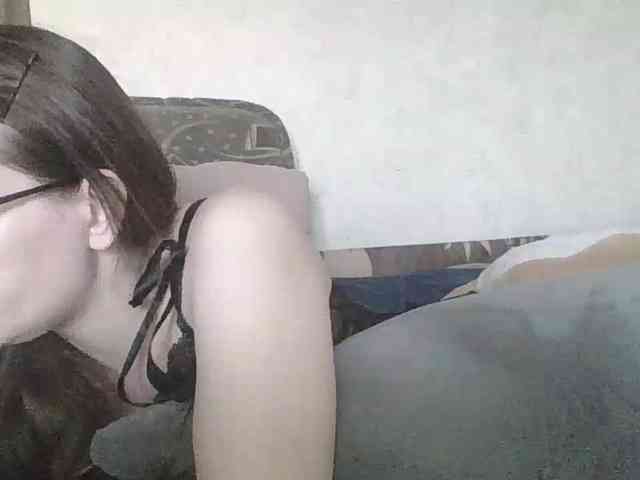 Lostcherry8 webcam