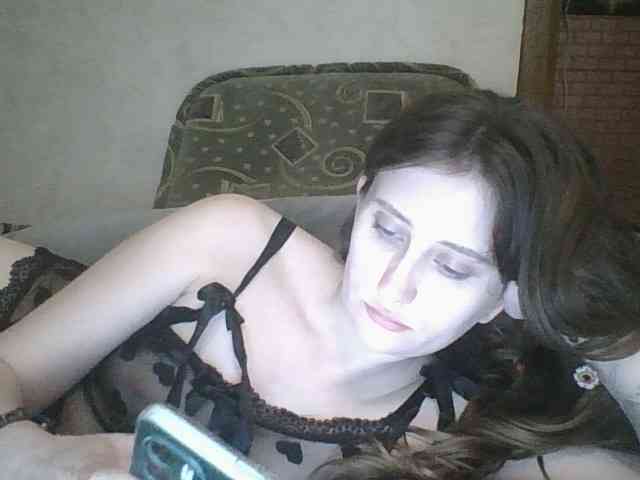 Lostcherry8 webcam