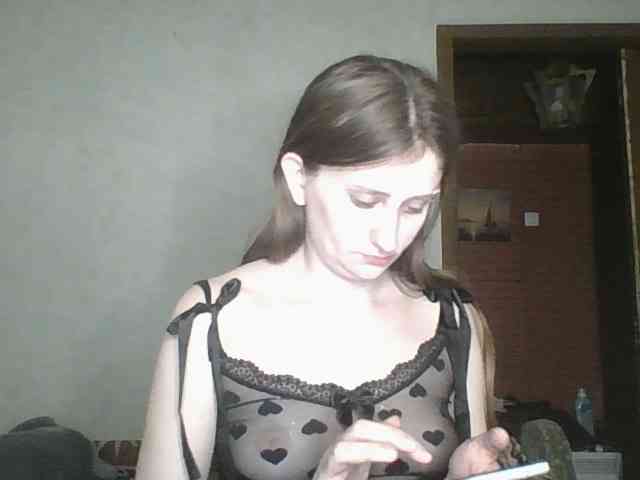 Lostcherry8 webcam