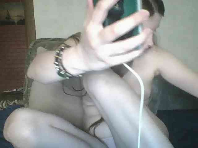 Lostcherry8 webcam