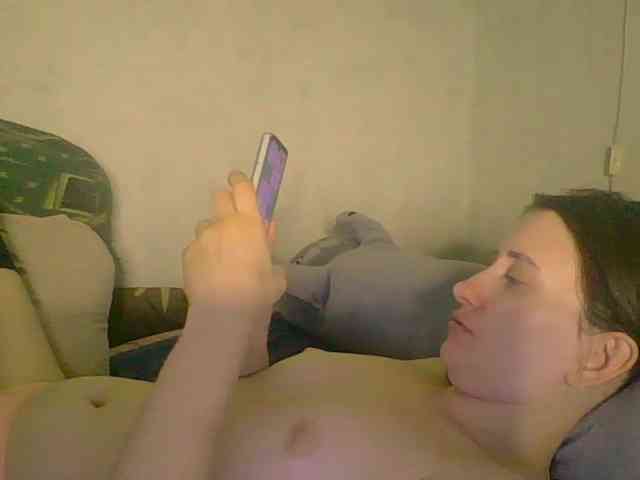 Lostcherry8 webcam