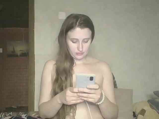 Lostcherry8 webcam