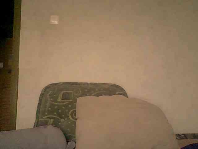 Lostcherry8 webcam