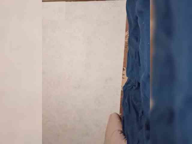 Lostcherry8 webcam