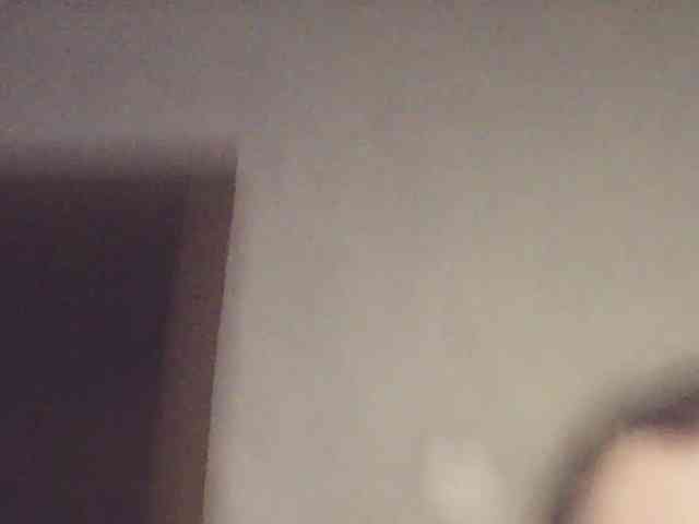 Lostcherry8 webcam