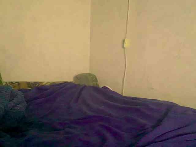 Lostcherry8 webcam