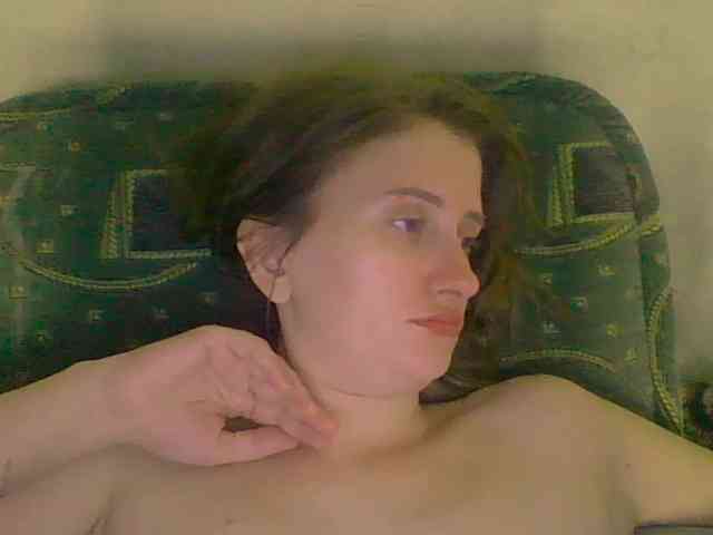 Lostcherry8 webcam