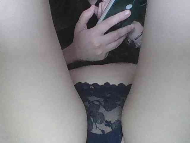Lostcherry8 webcam