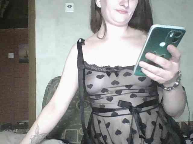 Lostcherry8 webcam