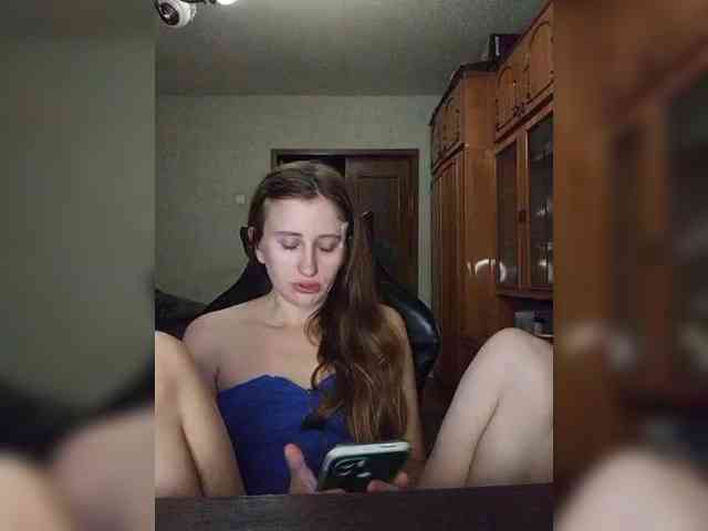Lostcherry8 webcam
