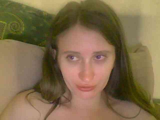 Lostcherry8 webcam