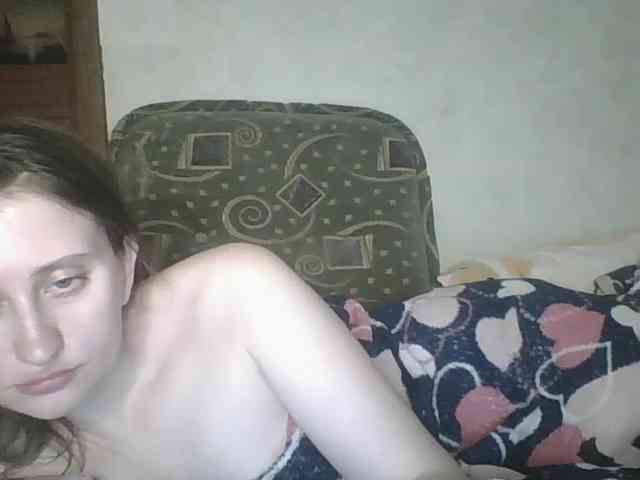Lostcherry8 webcam