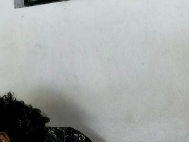 Hemreyi live cam on BongaCams