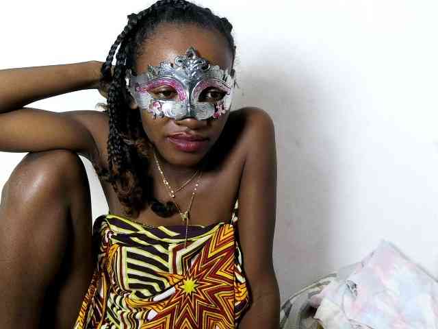 Hemreyi Live Webcam on BongaCams