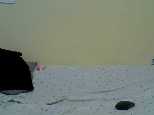 curvy-corazon live cam on BongaCams