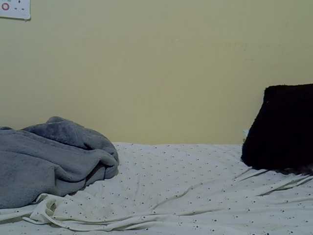 curvy-corazon live cam on BongaCams
