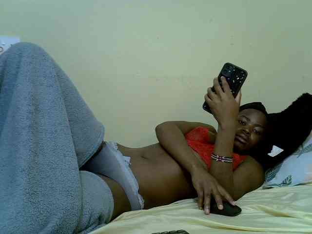 curvy-corazon webcam