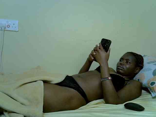 curvy-corazon webcam