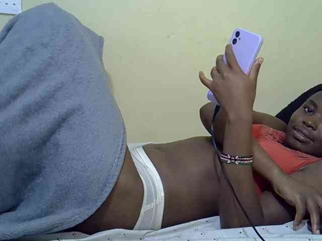 curvy-corazon webcam