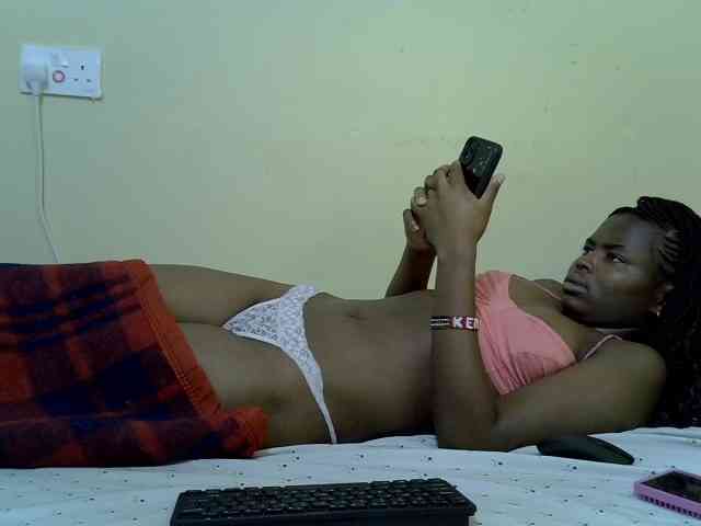 curvy-corazon webcam