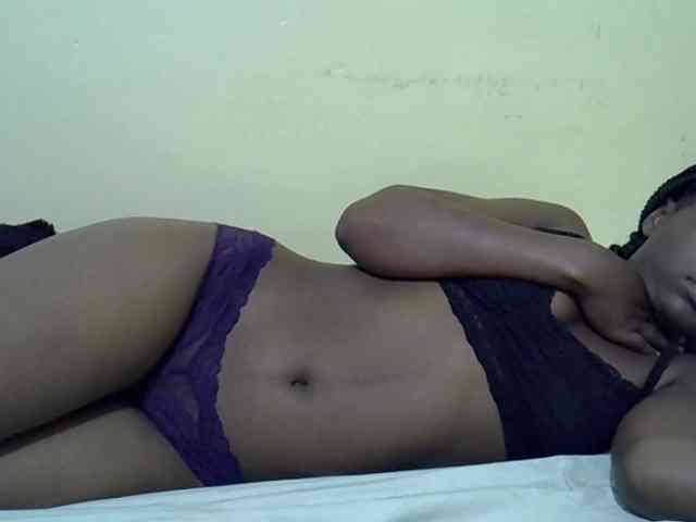 curvy-corazon webcam