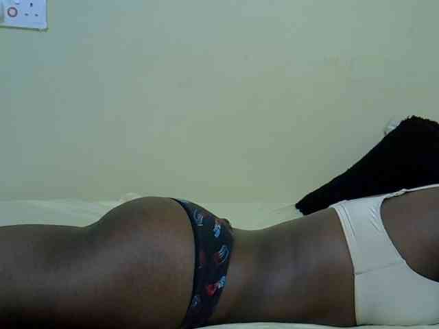 curvy-corazon webcam