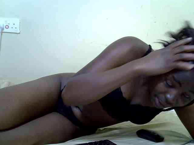 curvy-corazon webcam