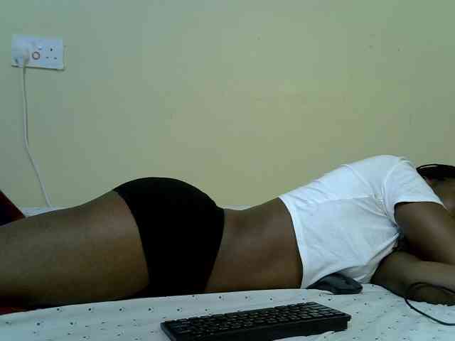 curvy-corazon webcam