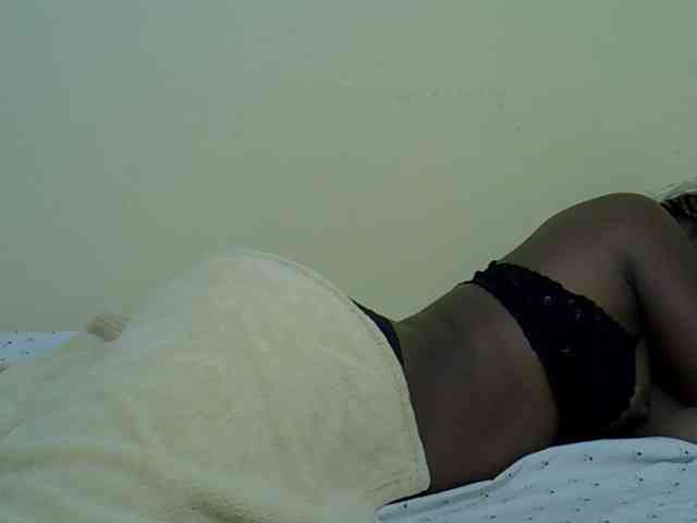 curvy-corazon webcam