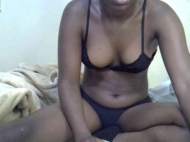curvy-corazon webcam
