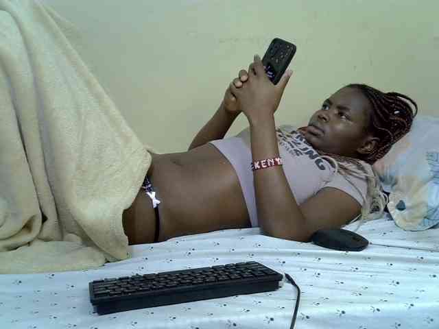 curvy-corazon webcam