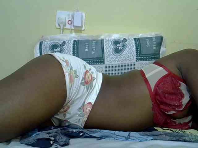 curvy-corazon webcam
