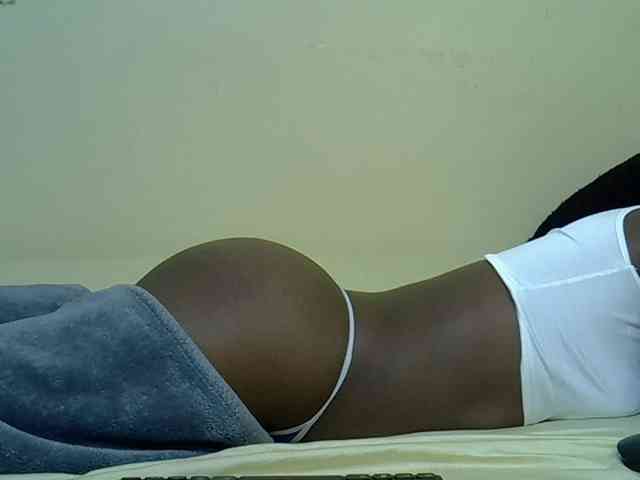 curvy-corazon webcam