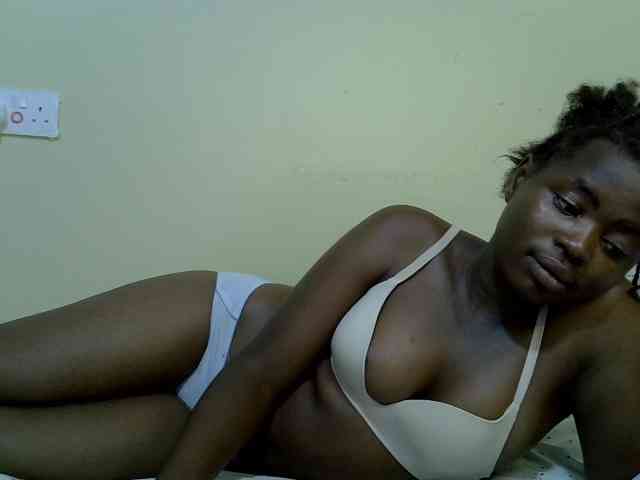 curvy-corazon webcam