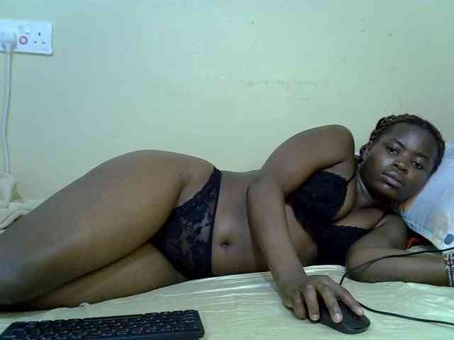 curvy-corazon webcam