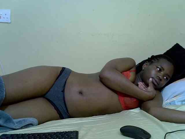curvy-corazon webcam